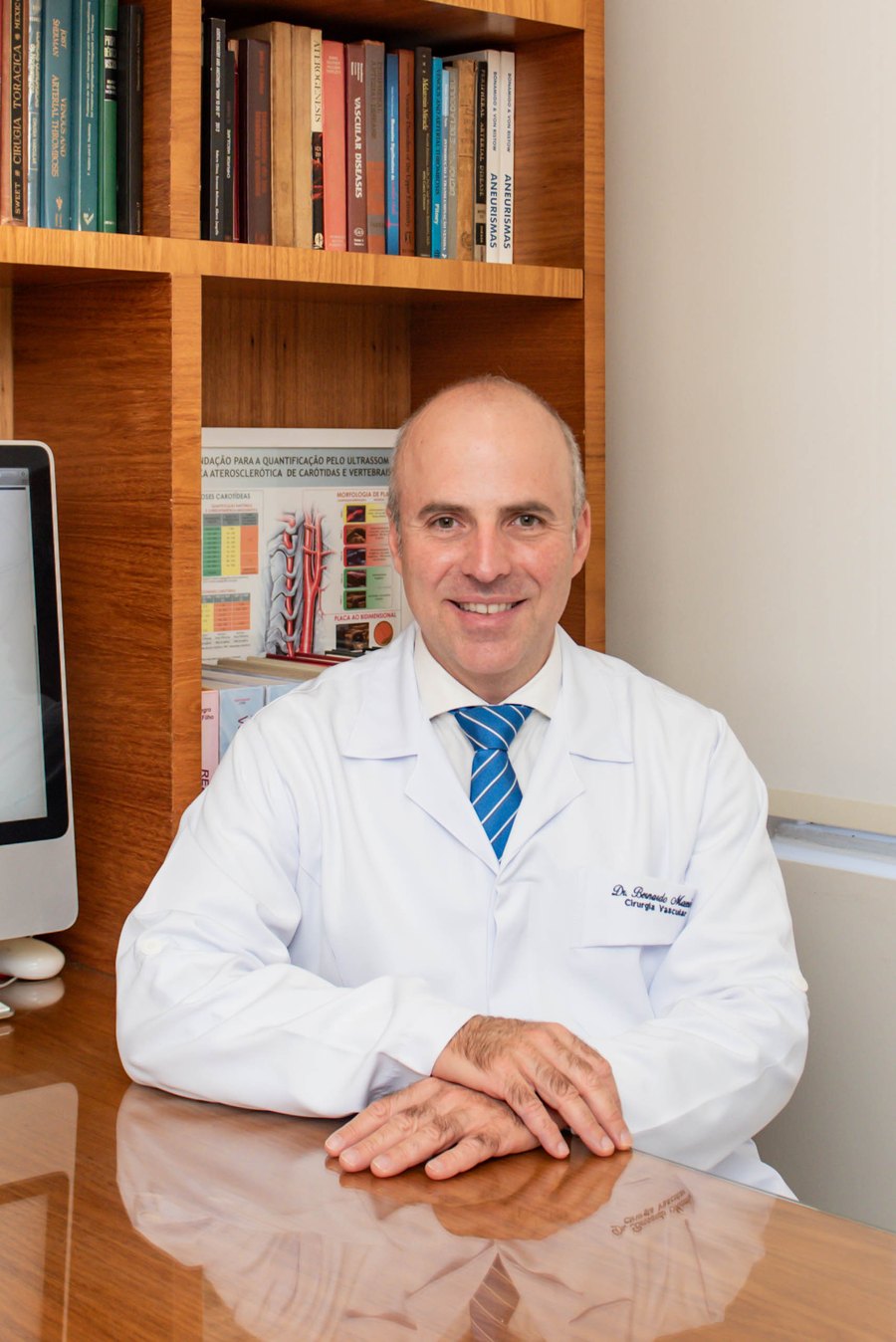 Dr. Bernardo Massière